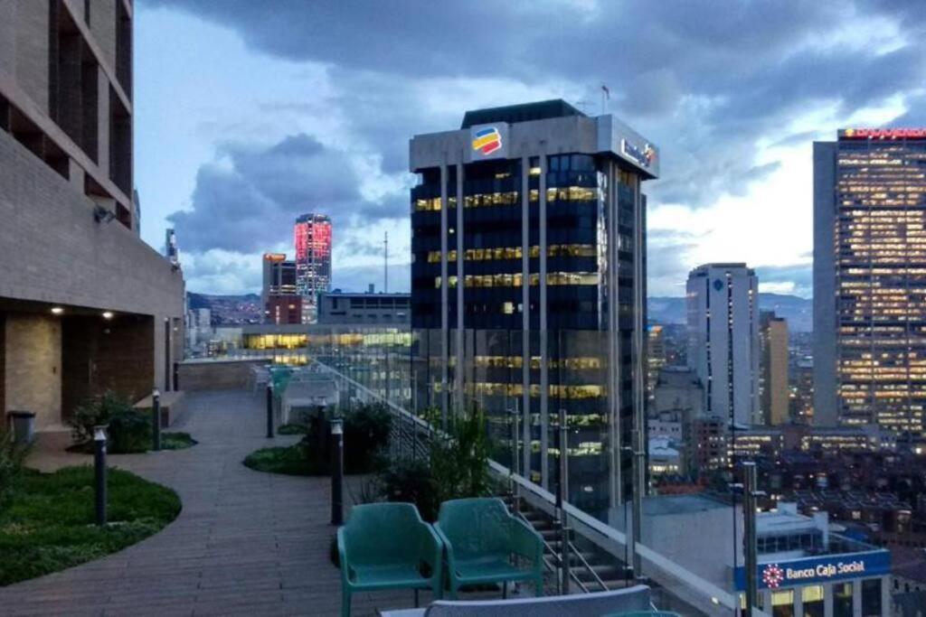 Апартаменти Acogedor Loft En Centro Internacional De Богота Екстер'єр фото