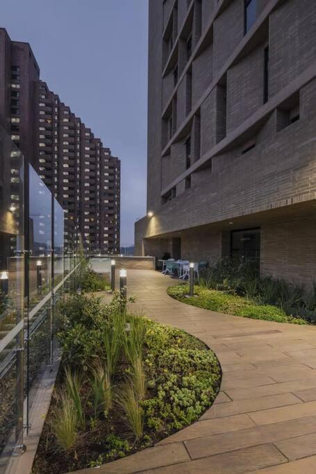 Апартаменти Acogedor Loft En Centro Internacional De Богота Екстер'єр фото