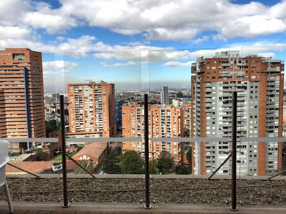 Апартаменти Acogedor Loft En Centro Internacional De Богота Екстер'єр фото